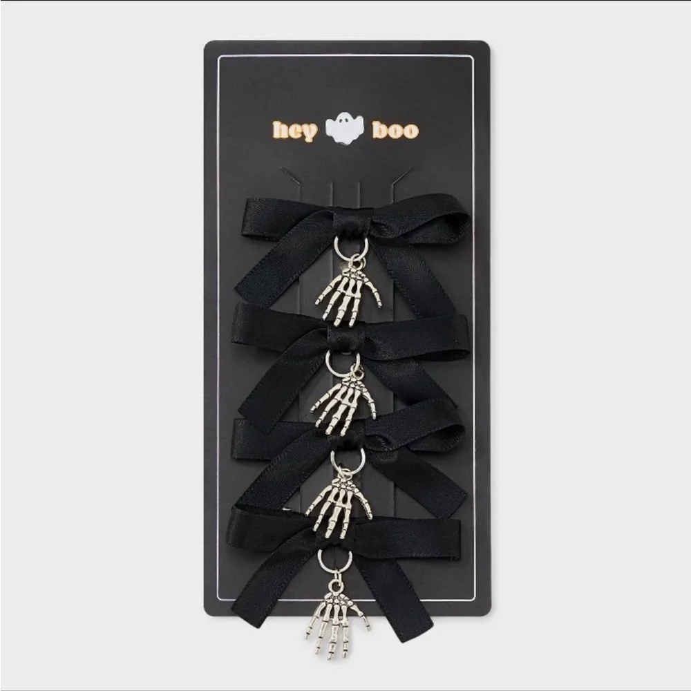 Halloween Black bow with skeleton hands hair clip New